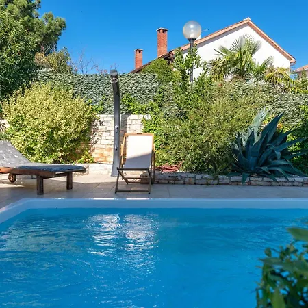 Gorgeous Home In Vrsar *